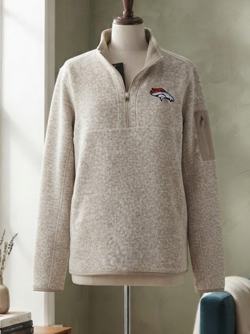 NWT DENVER BRONCOS NFL Cream Quarter-Zip Pullover